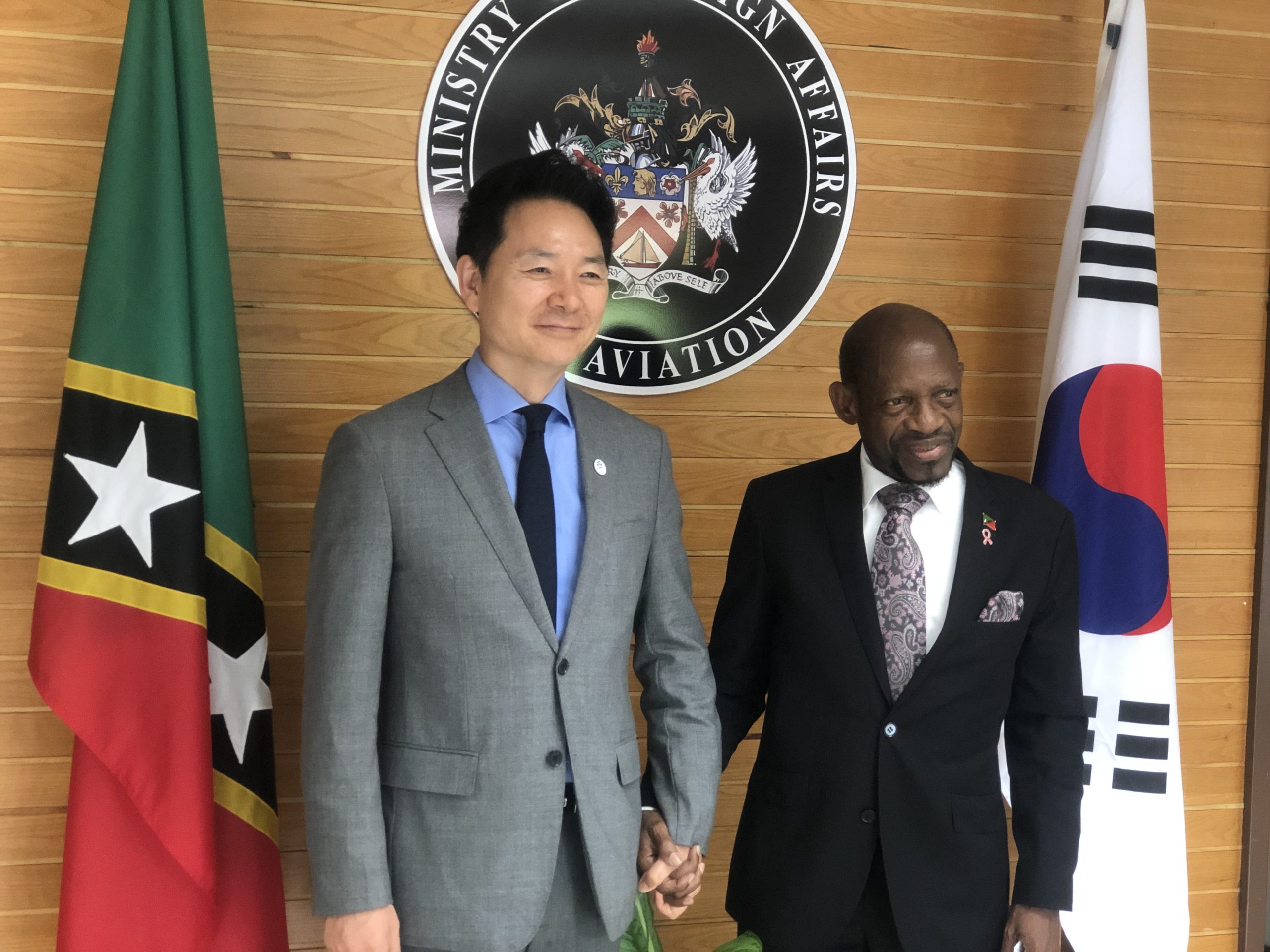 SKN Minister of Foreign Affairs receives Korean high-level delegation